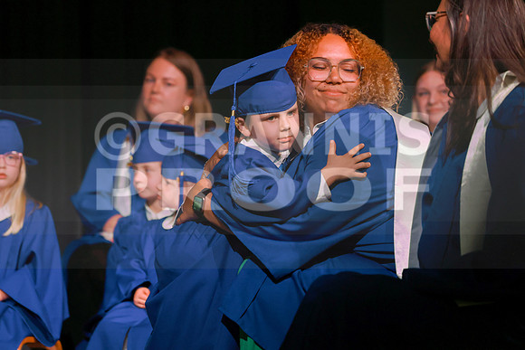 MCGRADUATION25-496