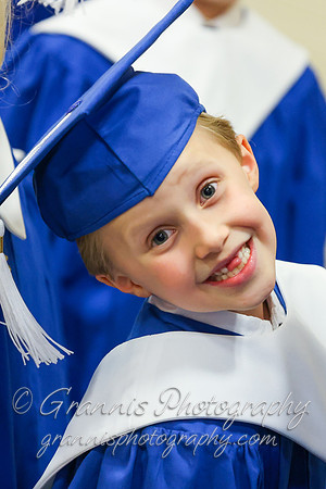 MCGRADUATION22-353