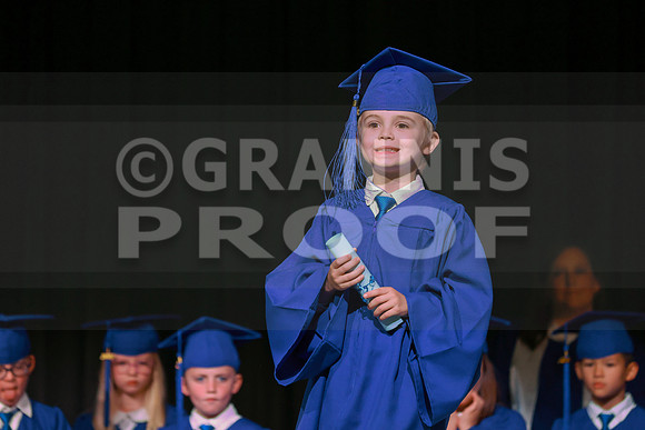 MCGRADUATION25-494