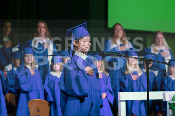 MCGRADUATION25-305