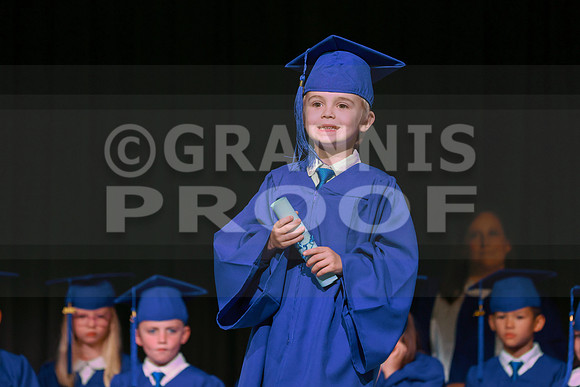 MCGRADUATION25-493