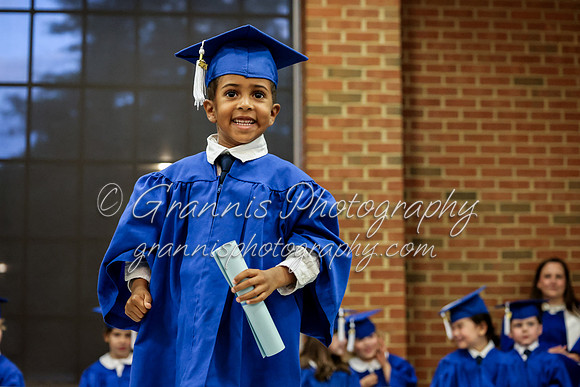 MCGRADUATION24-738