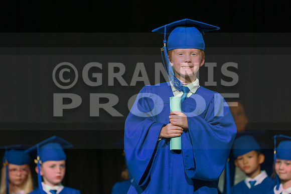 MCGRADUATION25-384