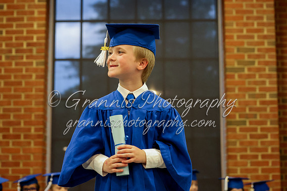 MCGRADUATION24-552