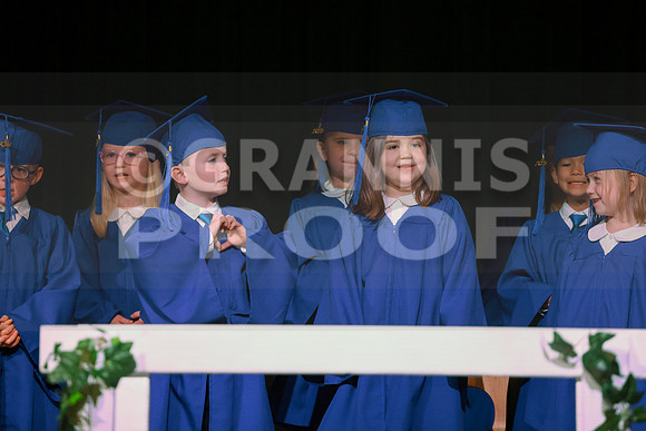MCGRADUATION25-353