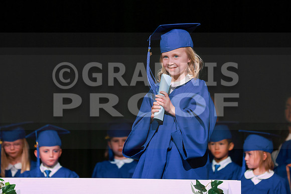 MCGRADUATION25-513
