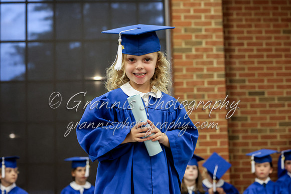 MCGRADUATION24-734