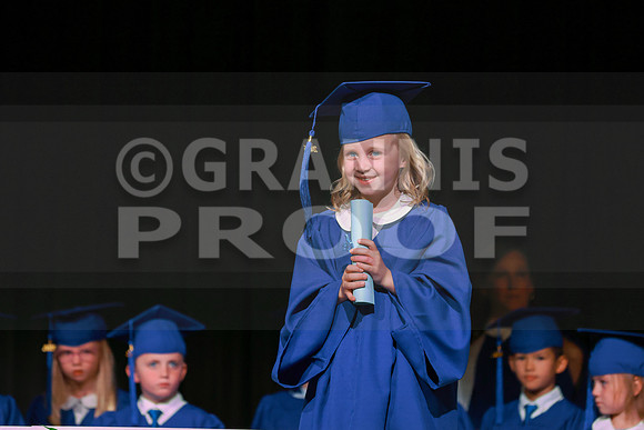 MCGRADUATION25-519