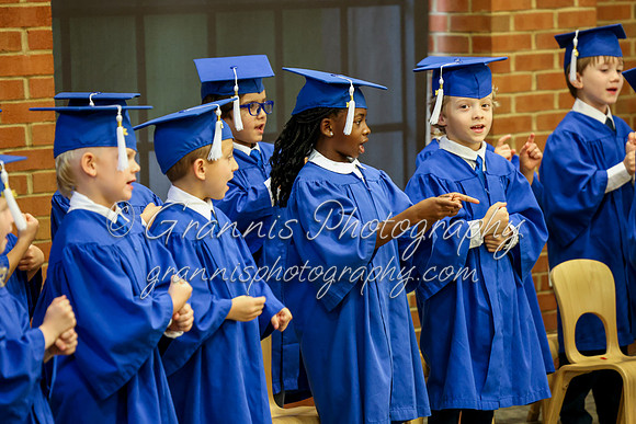 MCGRADUATION24-485