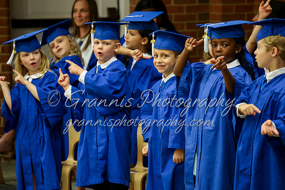 MCGRADUATION24-492