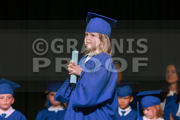 MCGRADUATION25-605