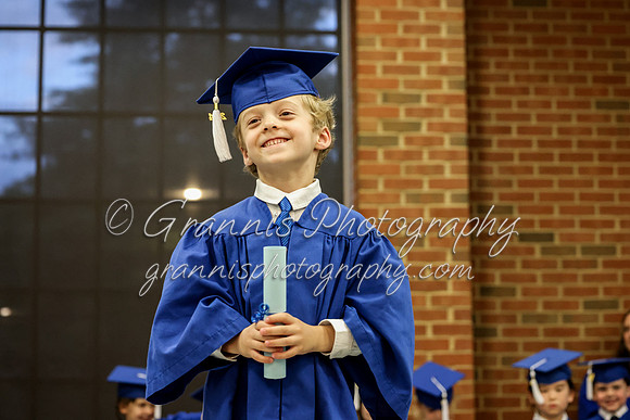 MCGRADUATION24-684