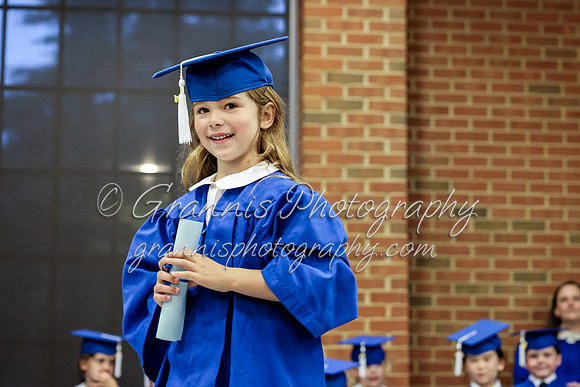 MCGRADUATION24-776