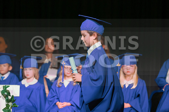 MCGRADUATION25-531