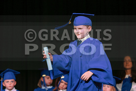 MCGRADUATION25-583