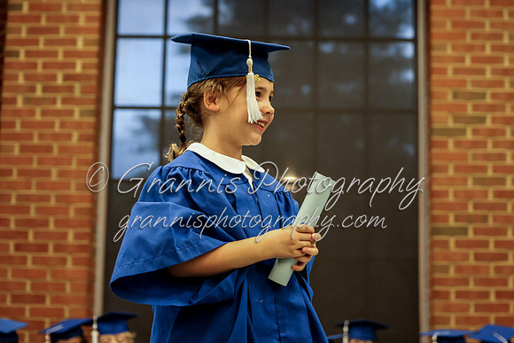 MCGRADUATION24-669