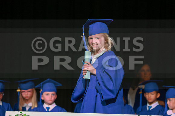 MCGRADUATION25-521