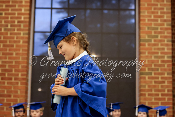MCGRADUATION24-755
